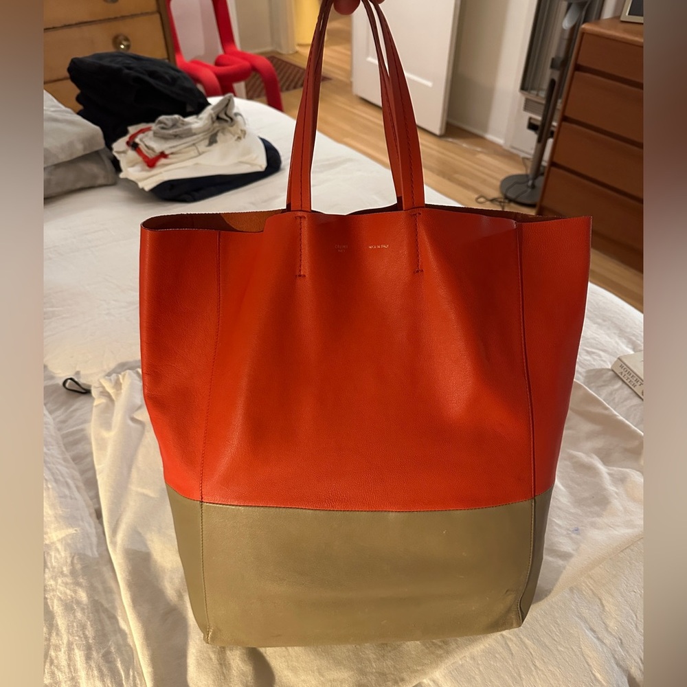 Celine bicolor Cabas Tote (North/South)